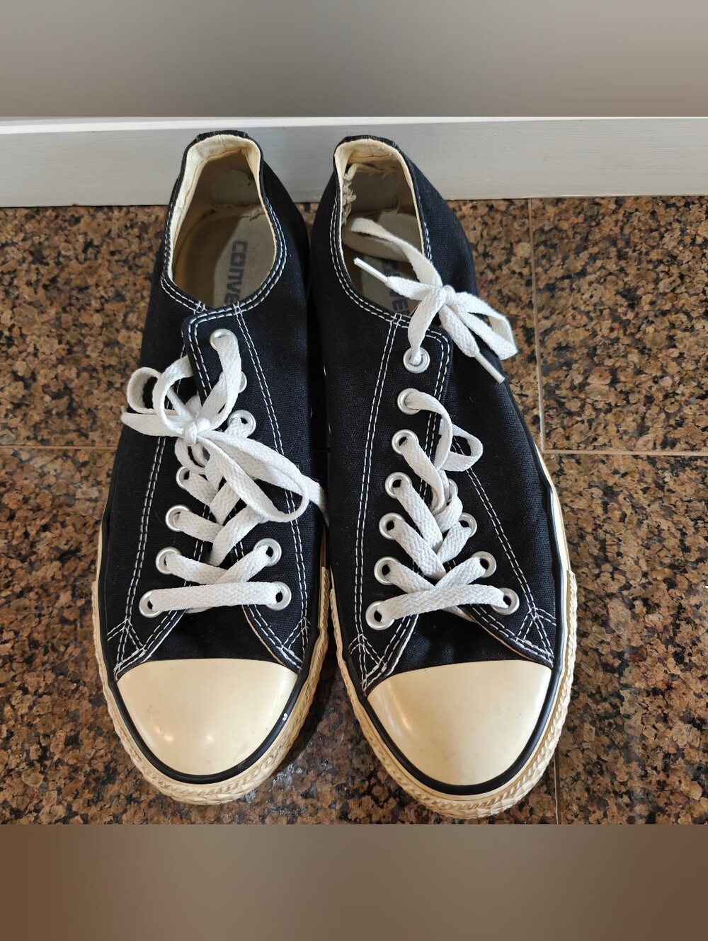 Converse All Star Chuck Taylor Low Top Black Canvas Sneakers Mens 8.5 Womens 10.